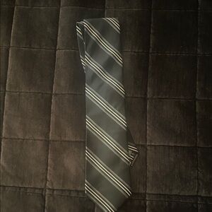 Daniel Cremieux Black and Silver Striped Tie